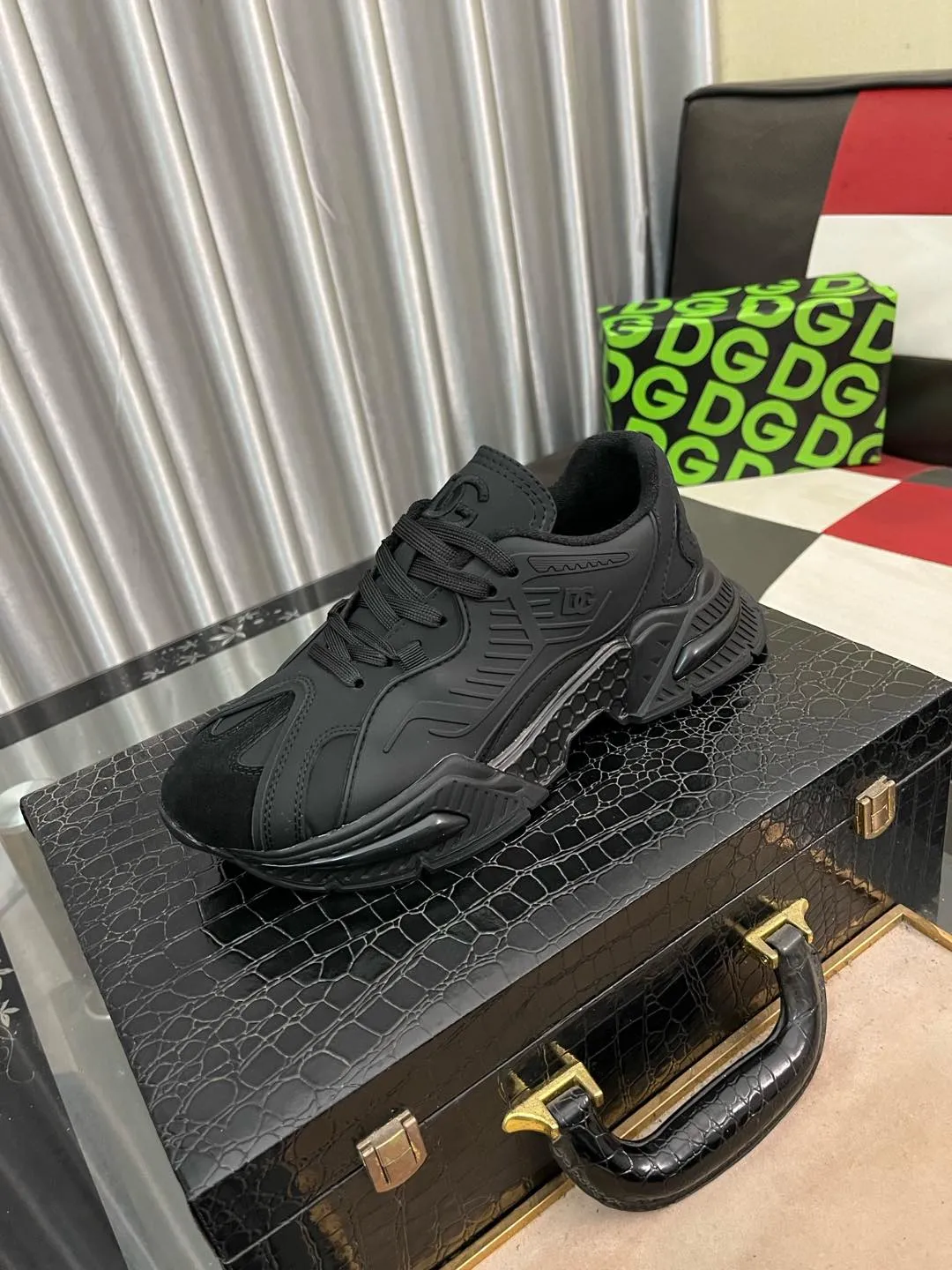 Men's men's shoes💰560⌚️⌚️DG "Dolce & Gabbana" low-top casual shoes Regular size: 35-46 Product material: Upper imported cowhide stitching fabric, breathable lining, original outsole